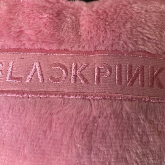 BlackPink Heart Shape Pink Plush Music Light up Pillow by YG Entertainment 2020 - Picture 4 of 12